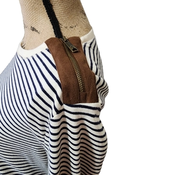 Lauren Ralph Lauren Long Sleeve Striped Sweater - Large - Picture 3 of 9